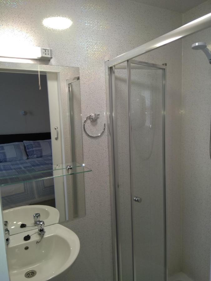 Lamplighter Guesthouse Plymouth Zimmer foto